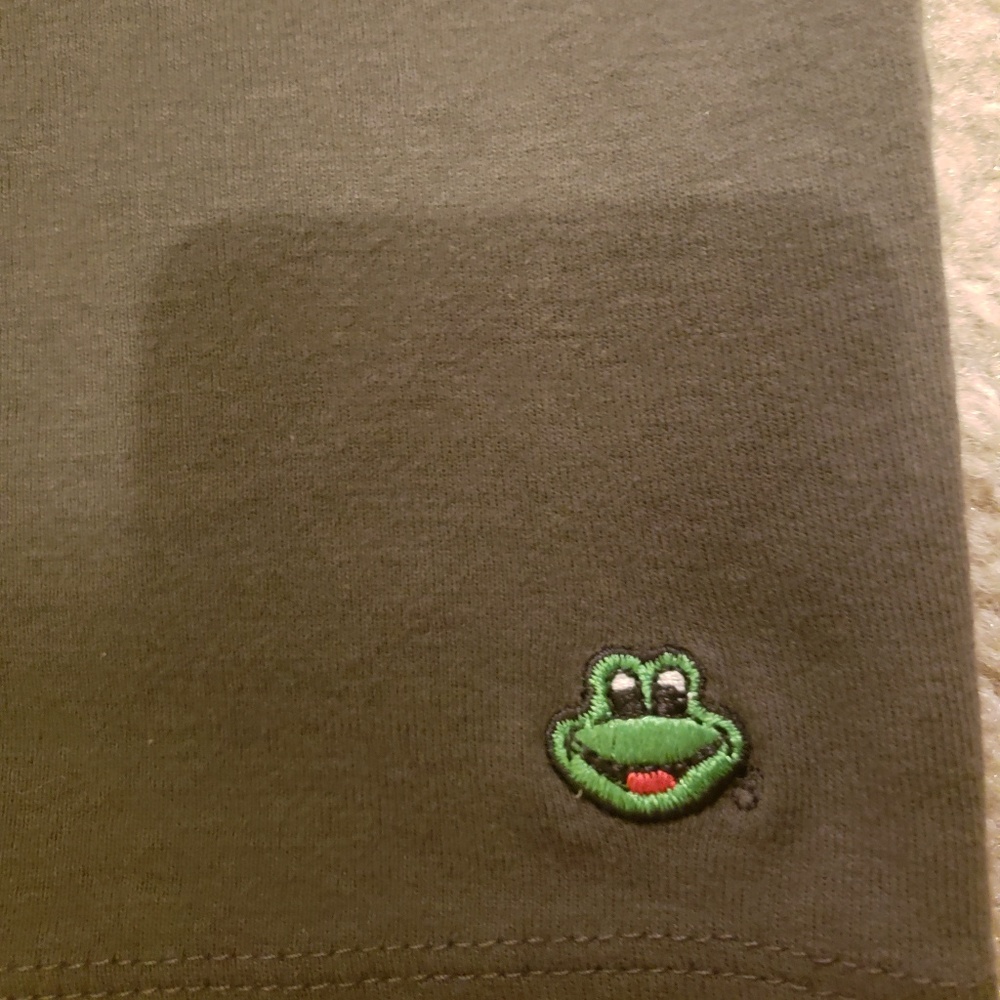 Senor Frogs Tank - Picture 2 of 3